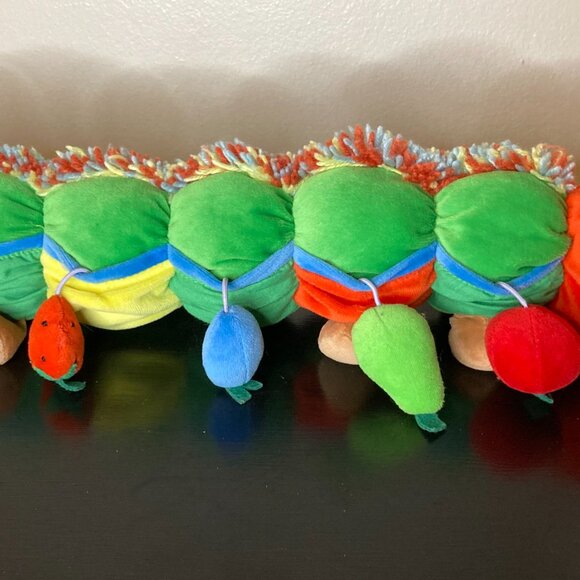 Vintage 2005 Eric Carle The Very Hungry Caterpillar 19" Plush Toy with Foods - Picture 5 of 9
